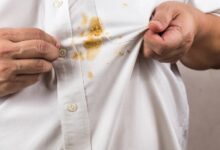 How to Remove Oil Stains From Clothes